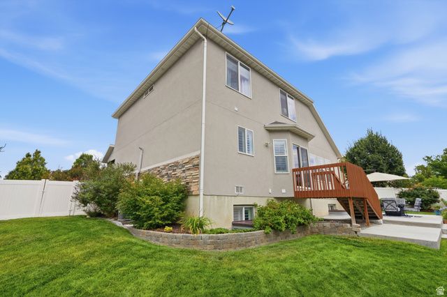 10509 S BROOKLYN VIEW LN, South Jordan, UT 84095