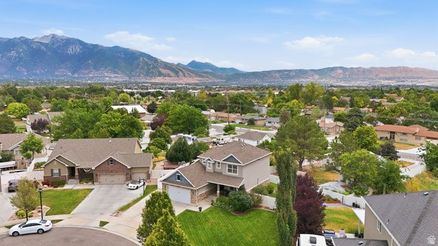 10509 S BROOKLYN VIEW LN, South Jordan, UT 84095