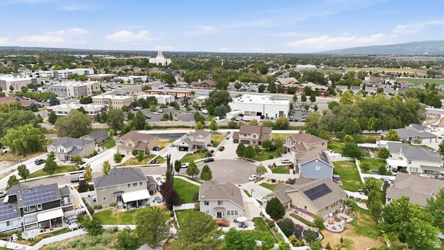 10509 S BROOKLYN VIEW LN, South Jordan, UT 84095