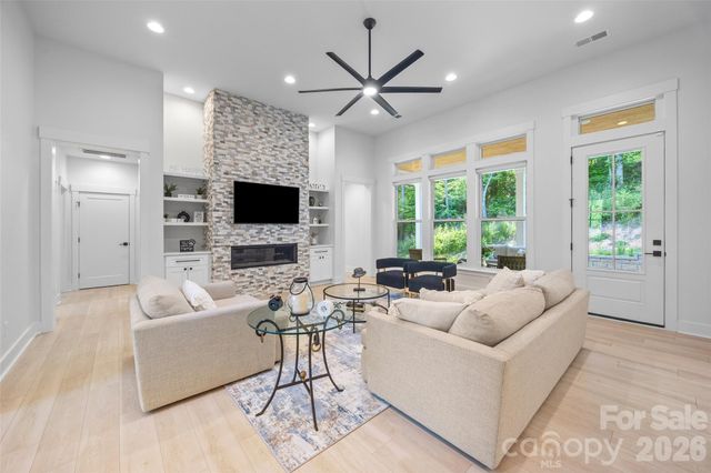 151 Greenbay Road, Mooresville, NC 28117