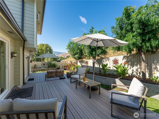 318 S Mary Lane, East Wenatchee, WA 98802