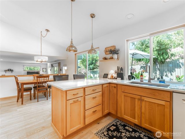 318 S Mary Lane, East Wenatchee, WA 98802