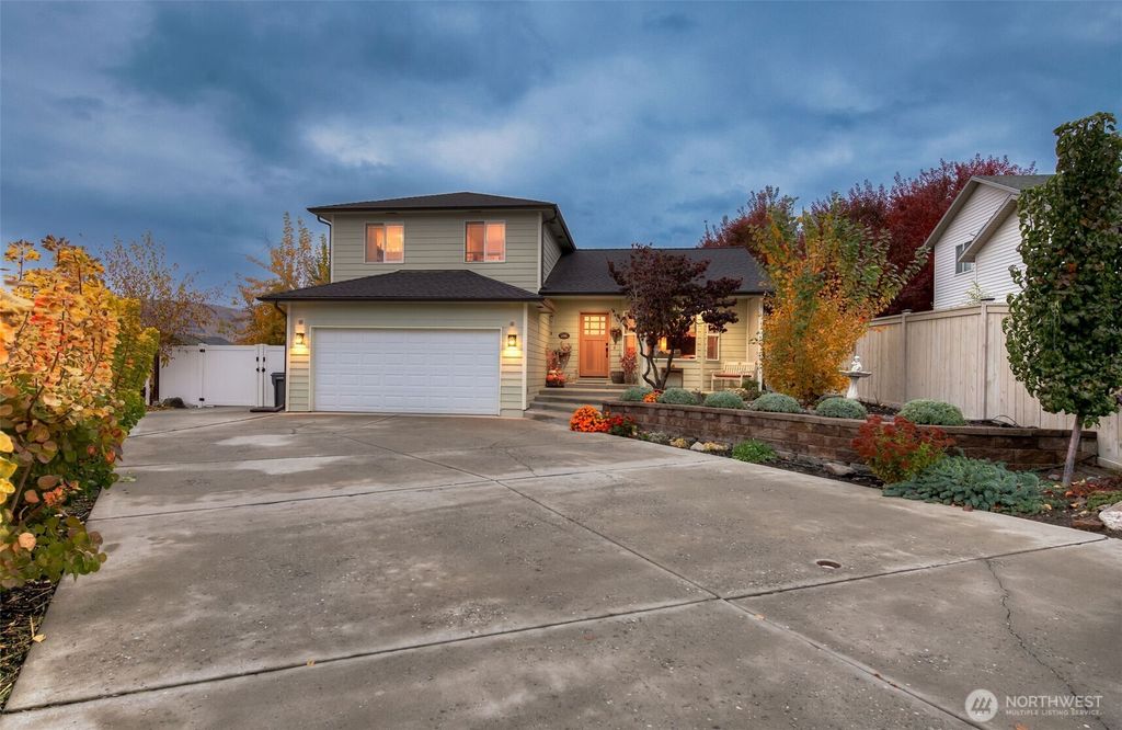 318 S Mary Lane, East Wenatchee, WA 98802