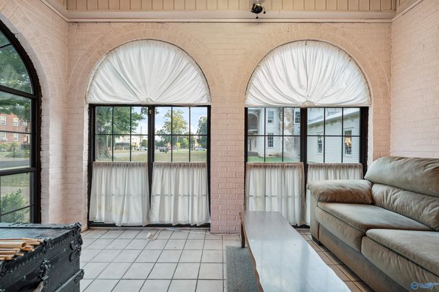 409 North Jefferson Street, Athens, AL 35611