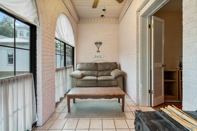 409 North Jefferson Street, Athens, AL 35611