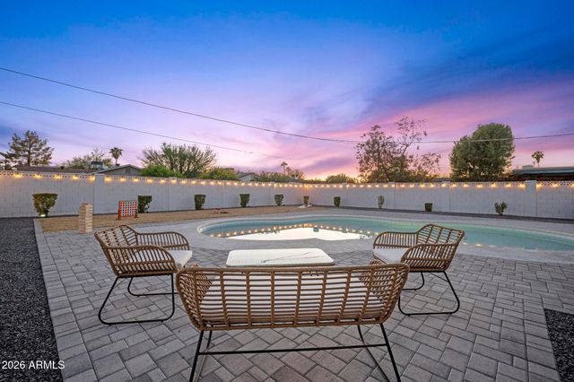 8513 E INDIANOLA Avenue, Scottsdale, AZ 85251