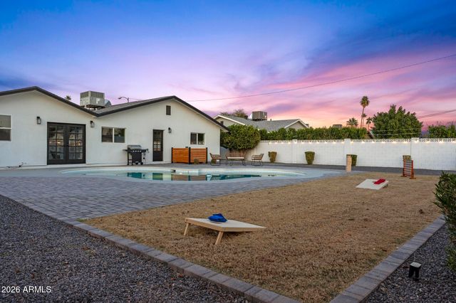 8513 E INDIANOLA Avenue, Scottsdale, AZ 85251