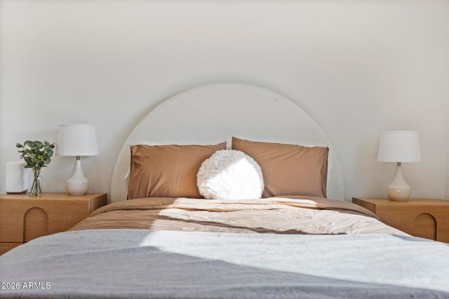 8513 E INDIANOLA Avenue, Scottsdale, AZ 85251