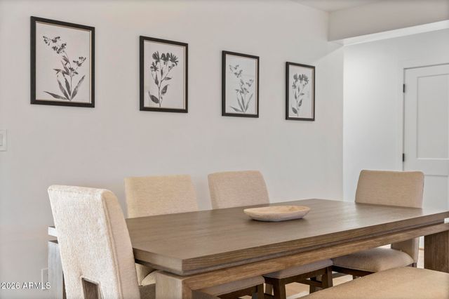 8513 E INDIANOLA Avenue, Scottsdale, AZ 85251