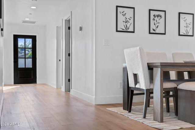 8513 E INDIANOLA Avenue, Scottsdale, AZ 85251