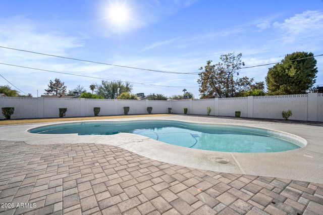 8513 E INDIANOLA Avenue, Scottsdale, AZ 85251