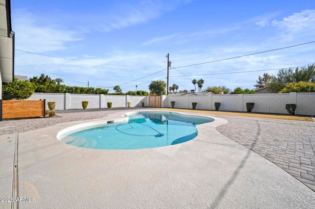 8513 E INDIANOLA Avenue, Scottsdale, AZ 85251