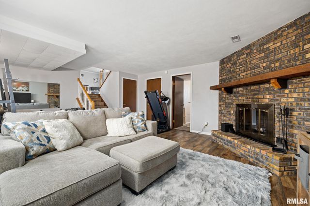 430 NAPPANEE Point, Peoria, IL 61604