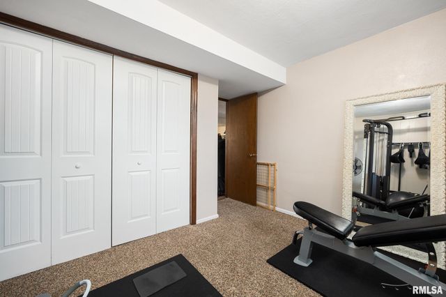 430 NAPPANEE Point, Peoria, IL 61604