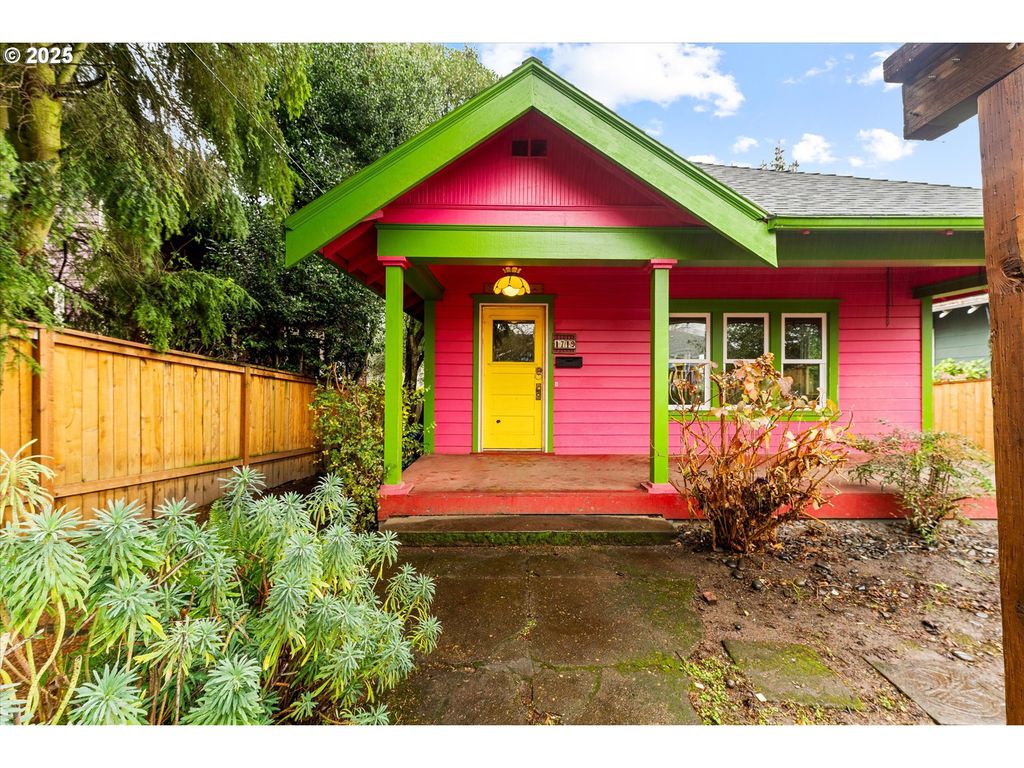 1719 N SKIDMORE St, Portland, OR 97217
