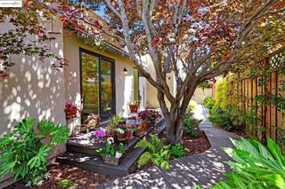 1357 Court St, Alameda, CA 94501