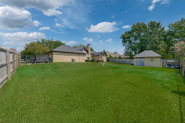 1318 Spring Branch DR, Tyler, TX 75703