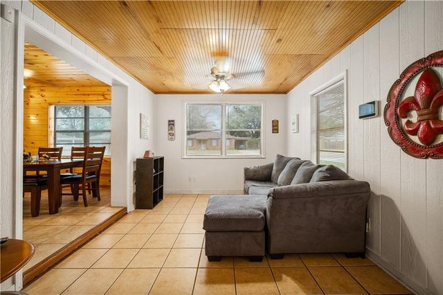 1912 SHANNON Road, Alexandria, LA 71301