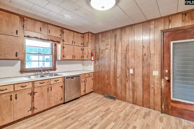 331 Holloway Street, Pomaria, SC 29126