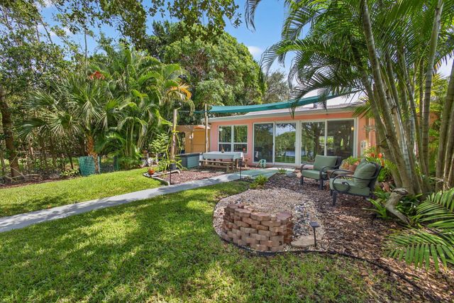1134 Stillwater Drive, Jupiter, FL 33458