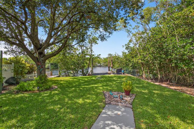 1134 Stillwater Drive, Jupiter, FL 33458