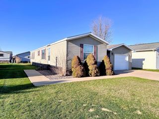 33166 Larry Lane #30, Prairie Du Chien, WI 53821