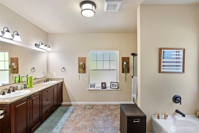 10810 130th Street NW, Gig Harbor, WA 98329