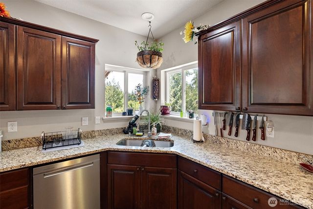 10810 130th Street NW, Gig Harbor, WA 98329