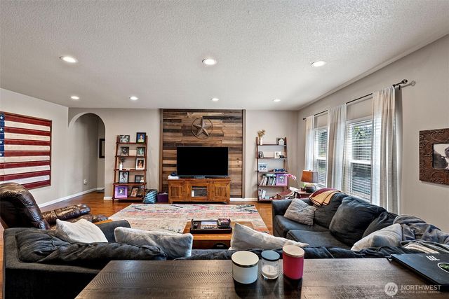 10810 130th Street NW, Gig Harbor, WA 98329
