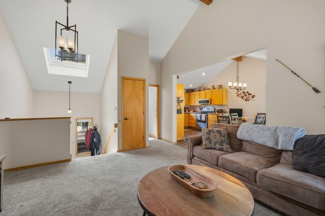 17916 Sandtrap Lane, Sunriver, OR 97707