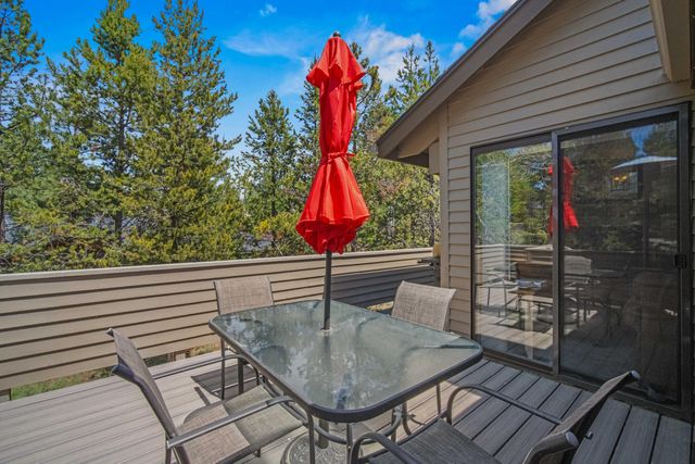 17916 Sandtrap Lane, Sunriver, OR 97707