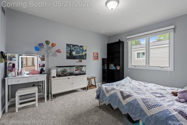 9650 Montgold Avenue, White Lake Charter Township, MI 48386