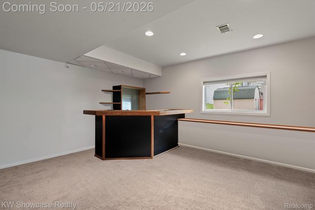 9650 Montgold Avenue, White Lake Charter Township, MI 48386