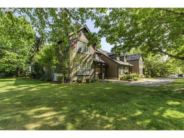 996 Ne 73RD Ave, Hillsboro, OR 97124