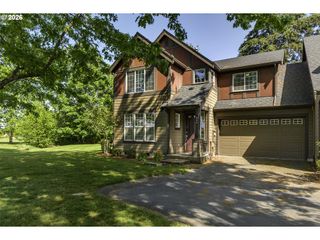 996 Ne 73RD Ave, Hillsboro, OR 97124