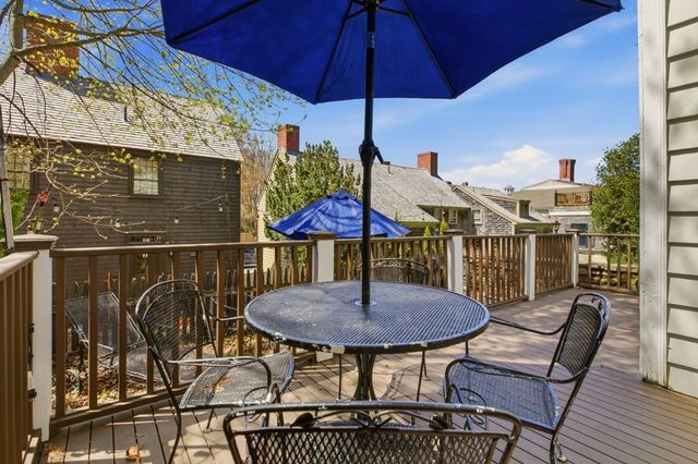 5 Division Street, Newport, RI 02840