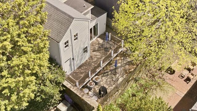 5 Division Street, Newport, RI 02840