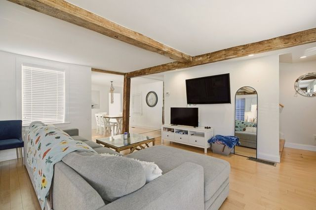 5 Division Street, Newport, RI 02840