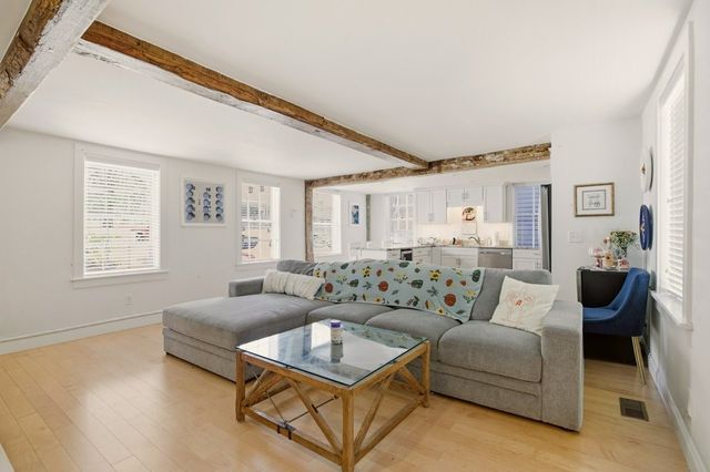 5 Division Street, Newport, RI 02840