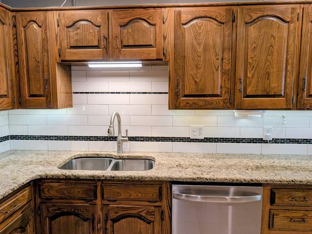 1026 JAN LEE DRIVE, Burkburnett, TX 76354