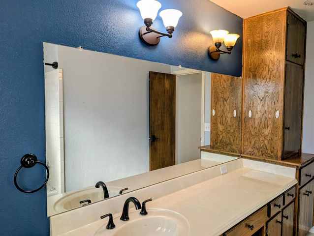 1026 JAN LEE DRIVE, Burkburnett, TX 76354