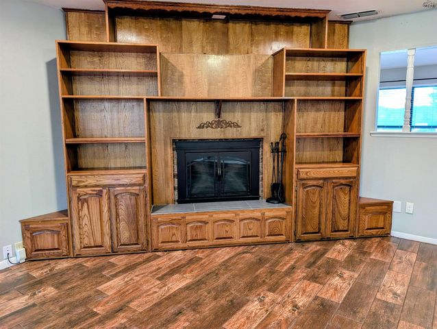 1026 JAN LEE DRIVE, Burkburnett, TX 76354