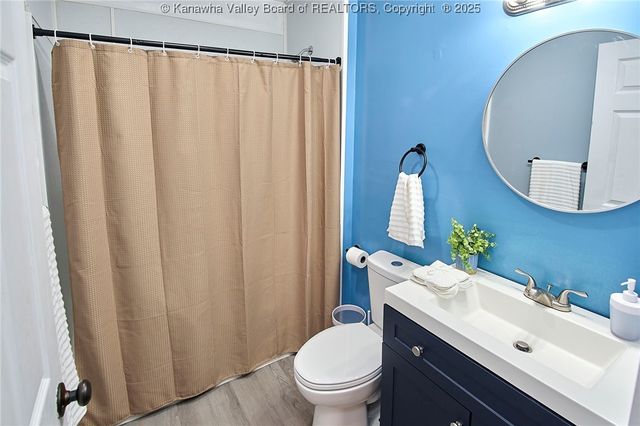 5018 Elmhaven Circle, Charleston, WV 25313