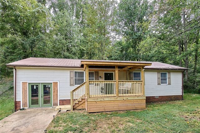 5018 Elmhaven Circle, Charleston, WV 25313