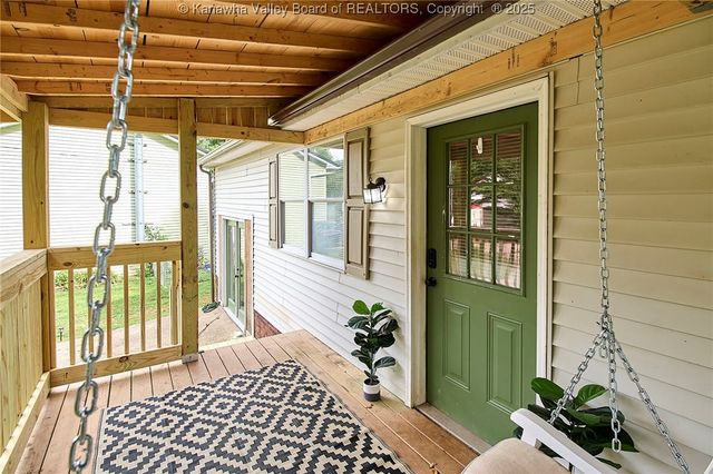 5018 Elmhaven Circle, Charleston, WV 25313