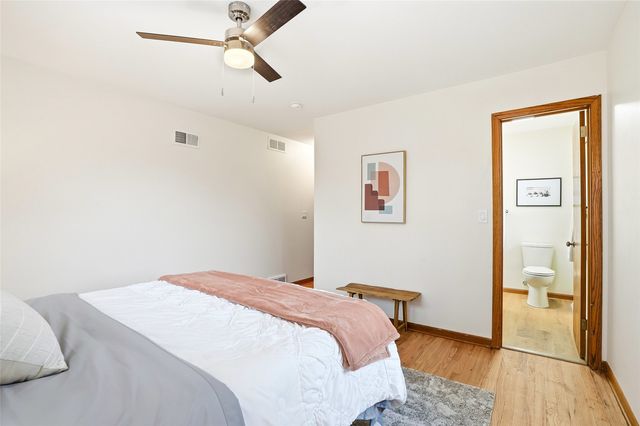 420 Terrace Rd, Iowa City, IA 52245