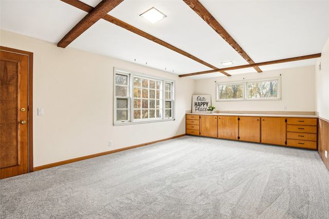 420 Terrace Rd, Iowa City, IA 52245