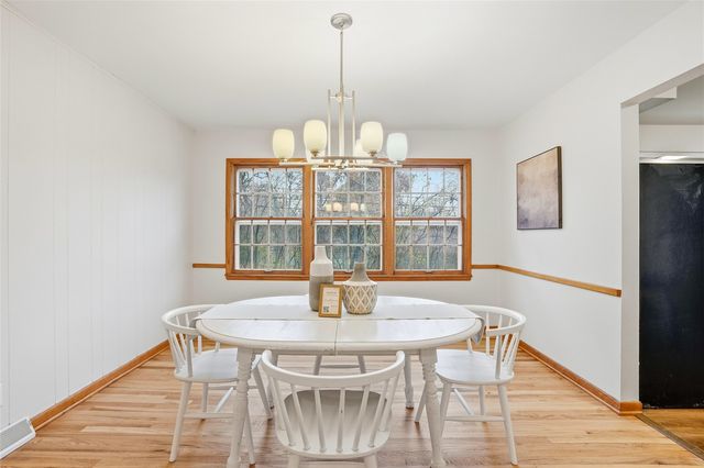 420 Terrace Rd, Iowa City, IA 52245