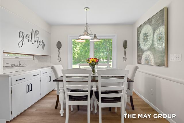 6590 Division Avenue NE, Comstock Park, MI 49321