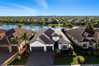 28079 Wicklow CT, Bonita Springs, FL 34135